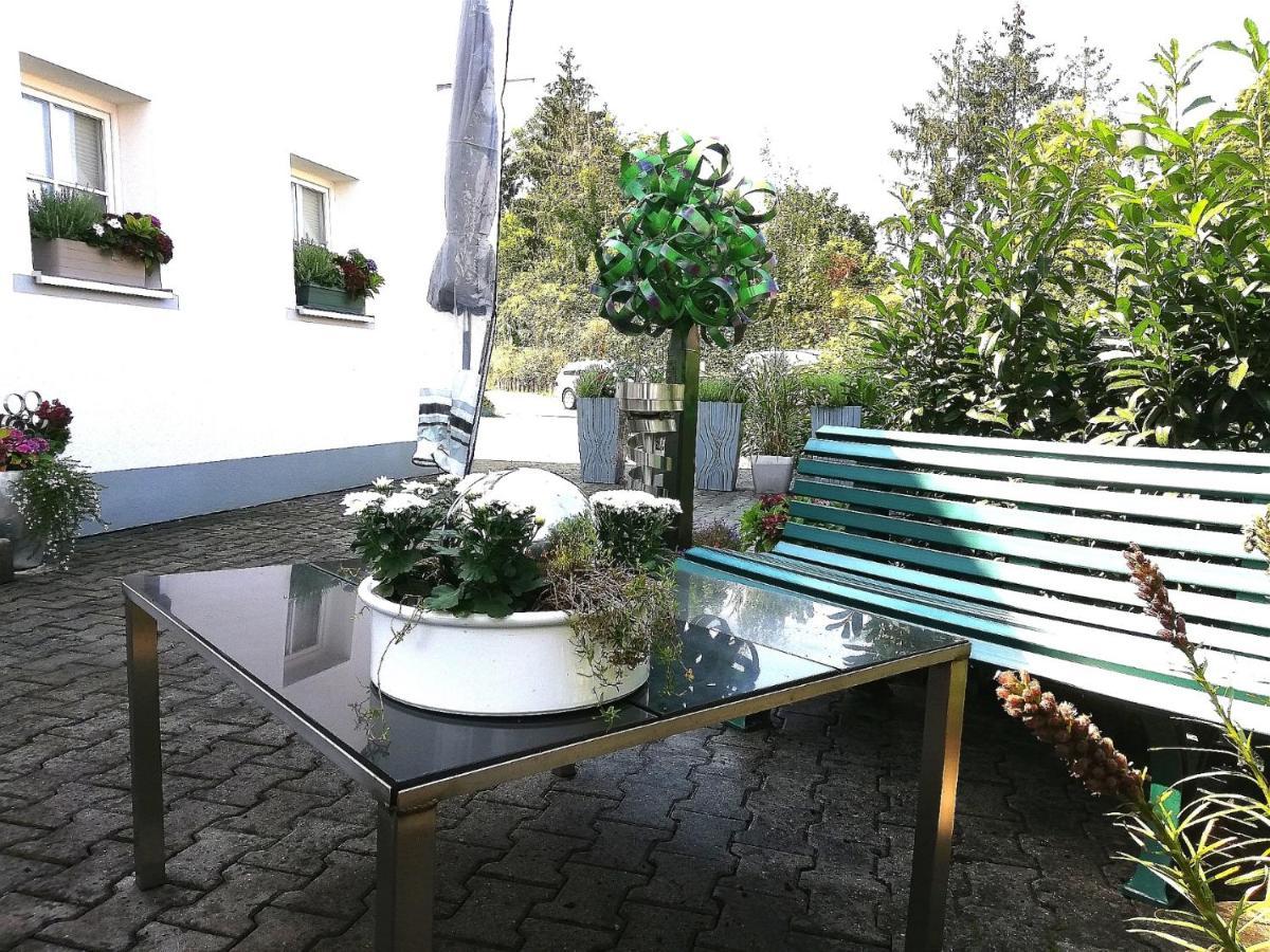 Ferienwohnung Hirmer Цирндорф Экстерьер фото