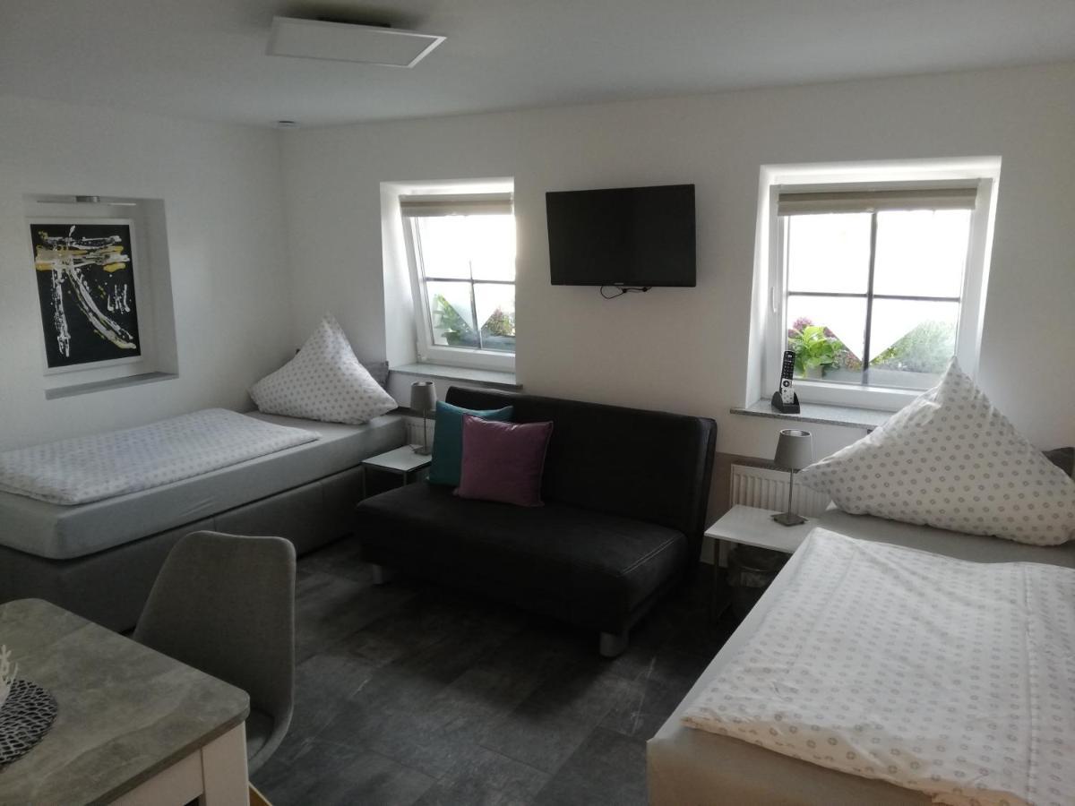 Ferienwohnung Hirmer Цирндорф Экстерьер фото